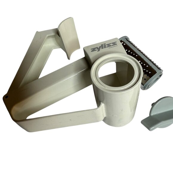 Zyliss Plastic Cheese Grater Rotary Restaurant Style, White Switzerland Made - Picture 4 of 13